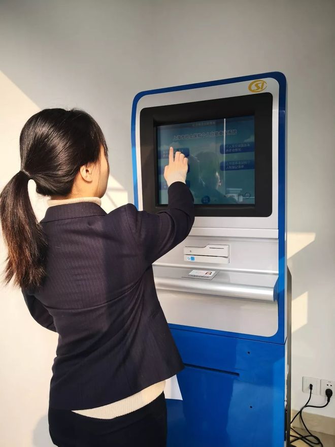 肇庆24小时套医保卡回收(24小时套医保卡回收什么意思)